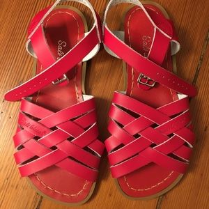 Saltwater braided red sandals